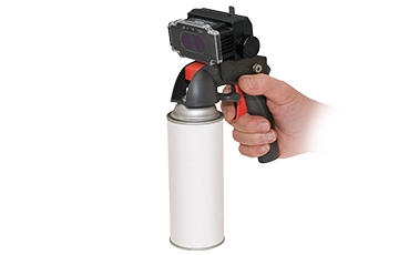 エアゾール缶に装着し片手で紫外線照射と蛍光磁粉の噴射が可能